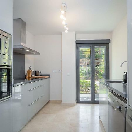 Amazing Two Bedroom Apartment In Los Flamingos, Marbella Естепона Екстер'єр фото