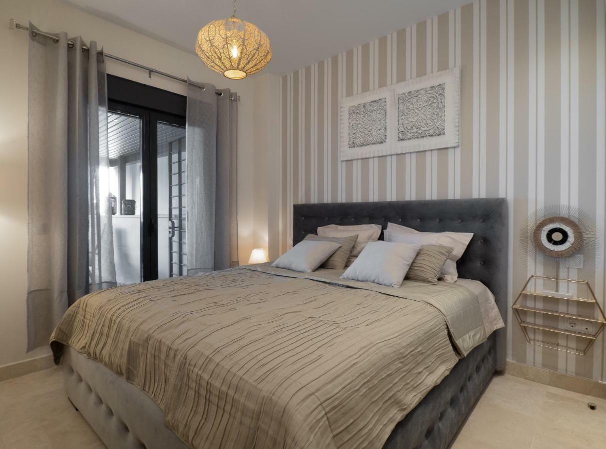Amazing Two Bedroom Apartment In Los Flamingos, Marbella Естепона Екстер'єр фото